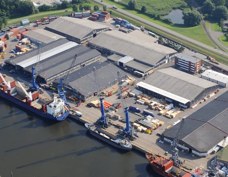 DEUFOL-HUB-Standort Hamburg von oben