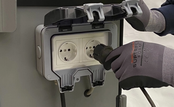 Heavy-duty-tool-trolley-DEUFOL-005