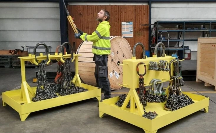 Mobile-hoist-chain-storage-rack-DEUFOL-001