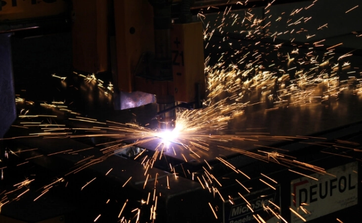 Tailor-made- metalworking-DEUFOL-001